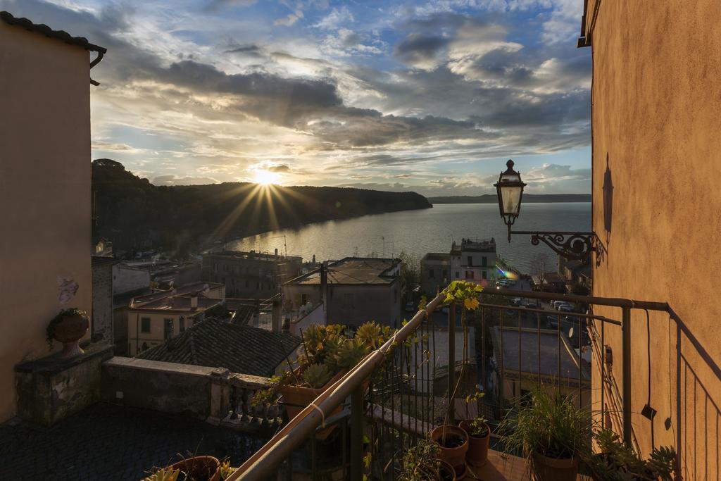 Domus Angularia Hotel Anguillara Sabazia Eksteriør billede